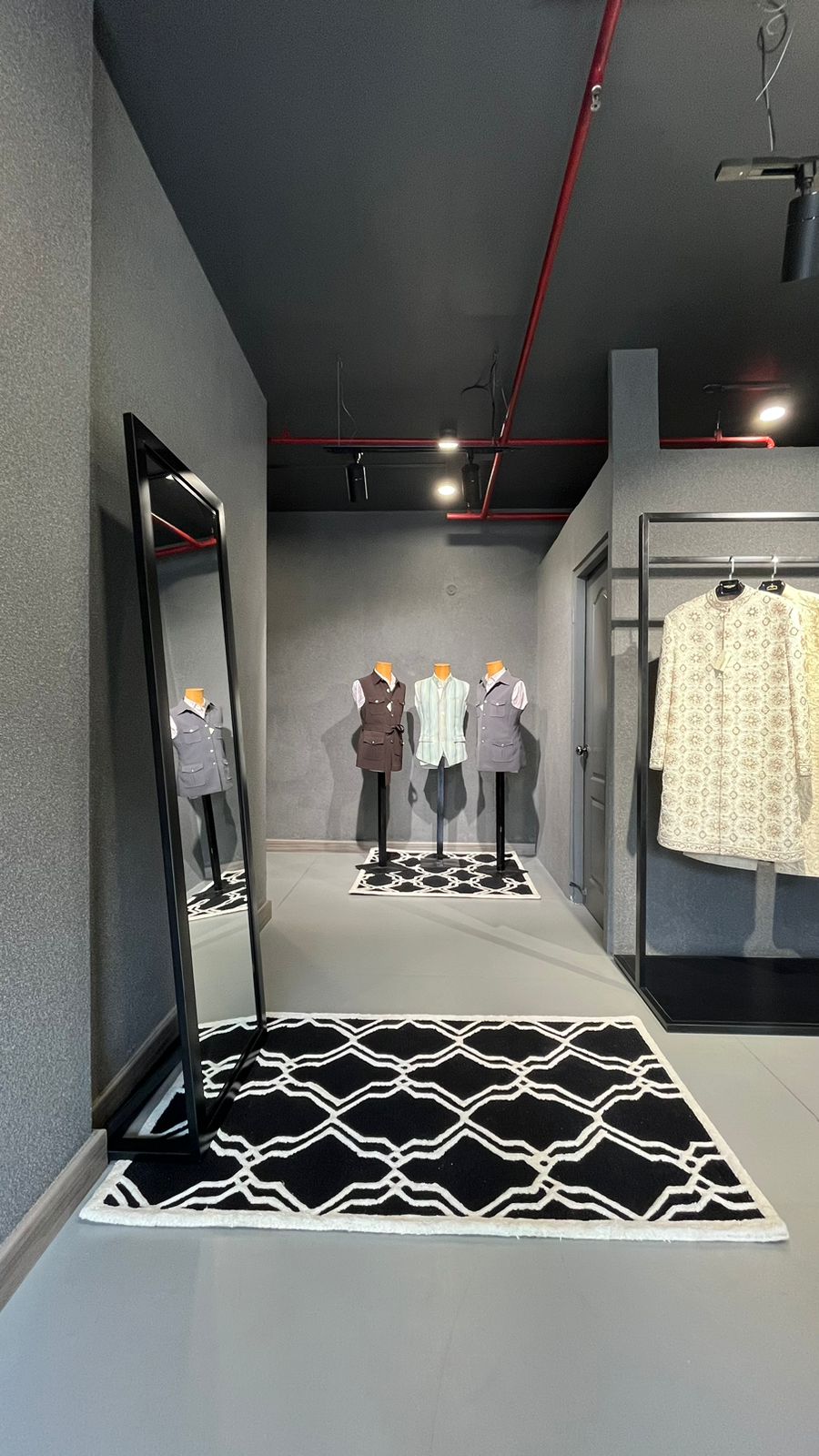 Mirror frame for Garment and Boutique